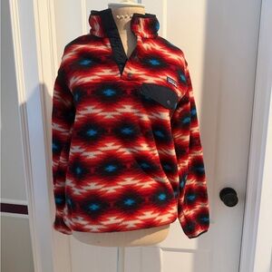 Patagonia Women's Red and Blue Patterned Fleece Pullover